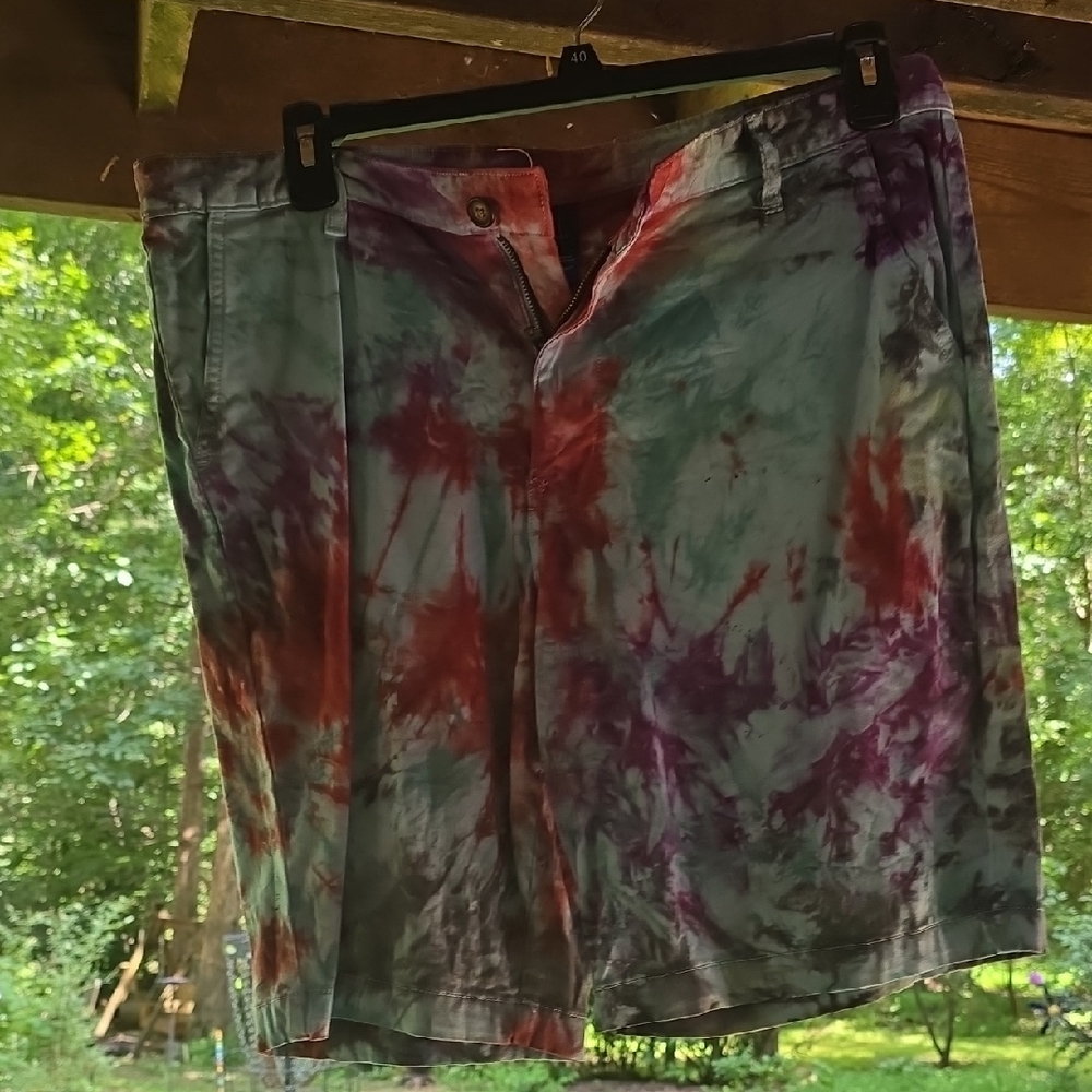 George 36" Multicolor Tie-Dye Shorts
